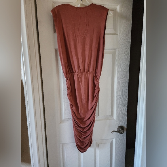 Krisa rouched dress new with tags size small - Picture 2 of 5